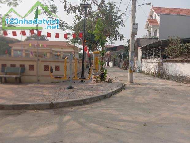 Bán đất Thọ An 45 m2 mặt tiền 4m giá 2.15 tỷ ô tô đỗ cửa - 3