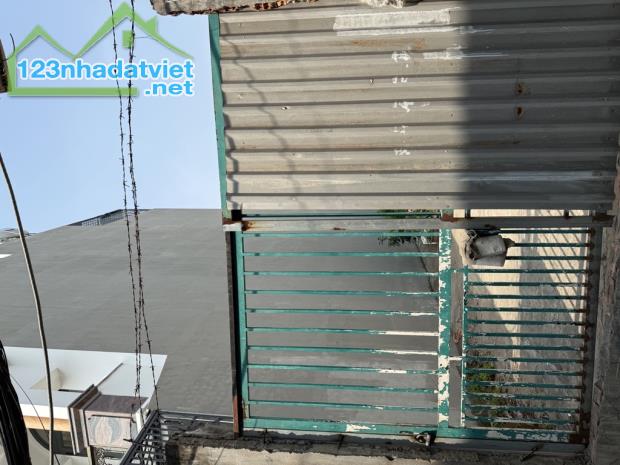 Lô đất đẹp 5x20m gần chợ Phú Xuân, hẻm xe hơi 1806 Huỳnh Tấn Phát sát bên Q7 chỉ 5.6 tỷ - 1