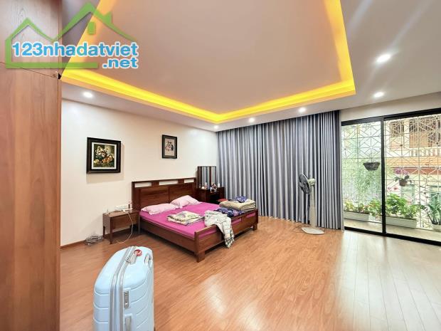 MẶT ĐƯỜNG KINH DOANH - 3 OTO TRÁNH - BA ĐÌNH - 55m2- 5 TẦNG - GIÁ 19.8 TỶ
