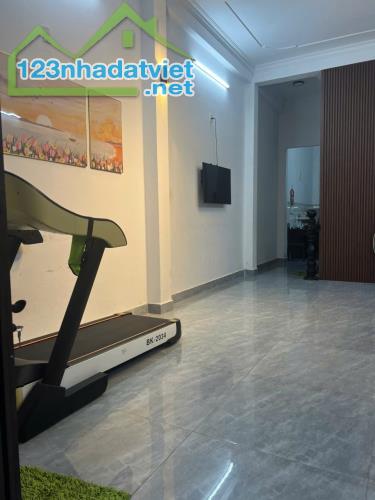 Bán nhà Nguyễn Văn Thoại - 100m tới biển - Vị trí cực đẹp - Giá cực tốt
