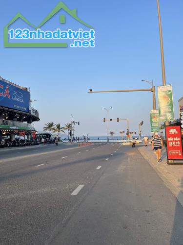 Bán nhà Nguyễn Văn Thoại - 100m tới biển - Vị trí cực đẹp - Giá cực tốt - 2