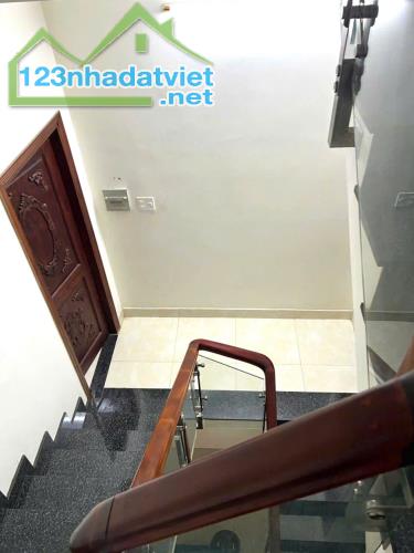 Rè nhất khu vực, KHU DÂN CƯ CAO CẤP, SÁT Nguyển Duy Trinh, dtsd 229m2, ở ngay, chỉ 6ty hơn