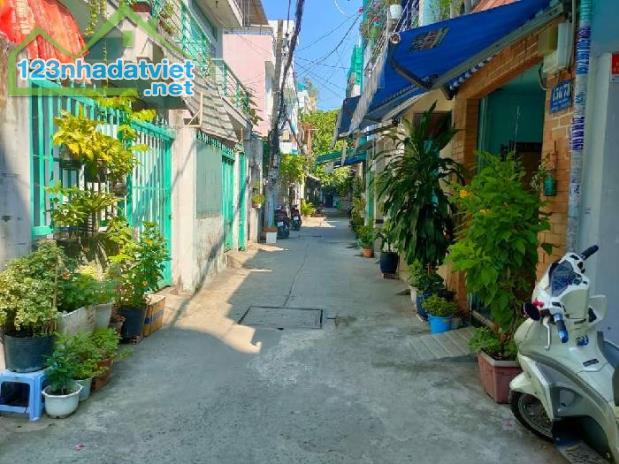 Bán nhà Tân Phú  – 4.6 TỶ - 87M2 - 1