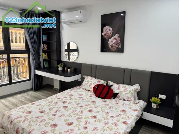 SIÊU PHẨM TÂY HỒ - Ô TÔ ĐỖ CỬA - NGÕ THÔNG - 40M2 - GIÁ CHỈ 12.X TỶ - 2
