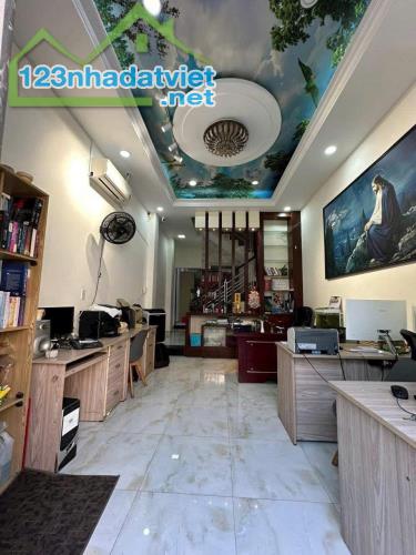 *Quận 5-Hẻm Ôtô Ngủ Nhà 6m ,4 Lầu Mới Đẹp  KD Văn Phòng-An Dương Ngay An Đông,HĐT.30Tr/Th - 1