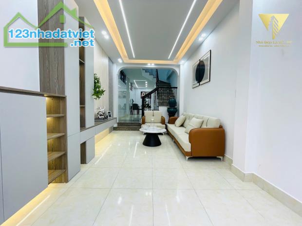 Bán nhà 3 tầng lô góc mặt ngõ Thiên Lôi - 5