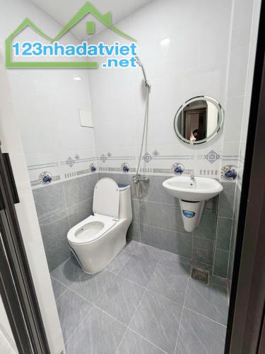 Bán Nhà Căn Góc Ngay Chợ Hạnh Thông Tây - Gò Vấp - 36m²(3,1 x 11,7) 2 tầng - Có Phòng Trệ - 3