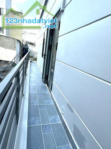 Bán Nhà Căn Góc Ngay Chợ Hạnh Thông Tây - Gò Vấp - 36m²(3,1 x 11,7) 2 tầng - Có Phòng Trệ - 2