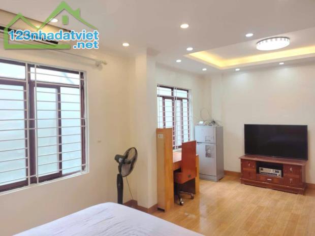 BÁN NHÀ HOÀNG MAI, Ô TÔ QUA CỔNG, DÒNG TIỀN 30 TR/ THÁNG, 45M2 GIÁ 7,35 TỶ - 2