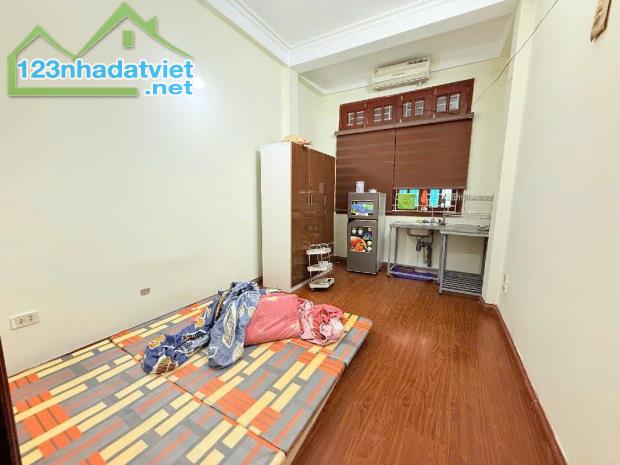 BÁN NHÀ HOÀNG MAI, Ô TÔ QUA CỔNG, DÒNG TIỀN 30 TR/ THÁNG, 45M2 GIÁ 7,35 TỶ - 3