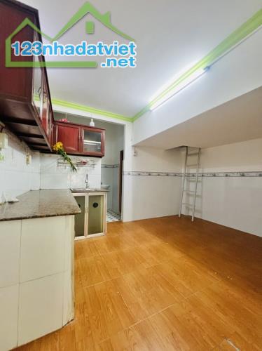 BÁN NHÀ 3T, 67M2 3T Lê Trong Tấn Sơn Kỳ 6tìx gần AEON- SHR - 1