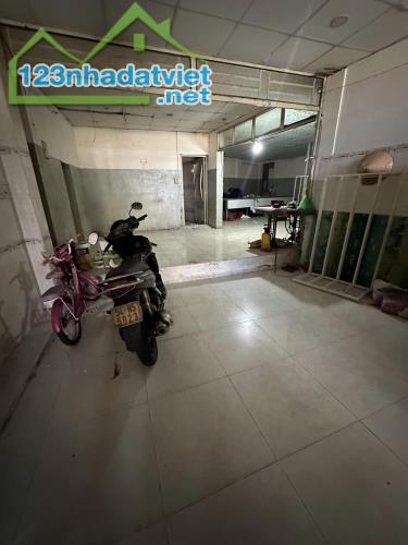 Bán nhà Mặt tiền Đông Hồ - Lạc Long Quân, gần chợ Vải Tân Bình, 7/12x24m, 22.5 tỷ. - 3