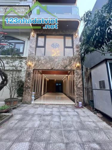 SIÊU PHẨM TÂY HỒ 45M2 6 TẦNG 8,4 TỶ NỘI THẤT LUCXURY - 2