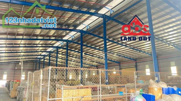 nhà xưởng sẵn với kết cấu khung thép kiên cố phục vụ SX tiếp nhận đa dạng ngành nghề - 1