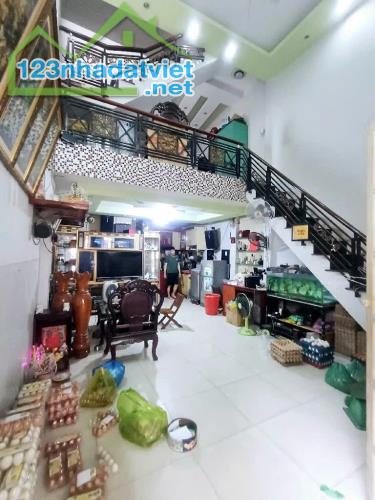 Bán nhà GẦN ĐƯỜNG LỚN 54M2, GẦN KHU CHẾ XUẤT TÂN THUẬN, Huỳnh Tấn Phát, Quận 7. - 3