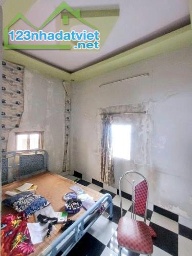 Bán nhà GẦN ĐƯỜNG LỚN 54M2, GẦN KHU CHẾ XUẤT TÂN THUẬN, Huỳnh Tấn Phát, Quận 7. - 1