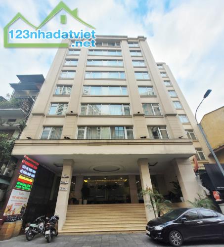 Bán Tòa Văn Phòng Mặt Phố Ô Chợ Dừa, Đống Đa DT 238m2, 9T, MT 10m. Giá Cực Rẻ