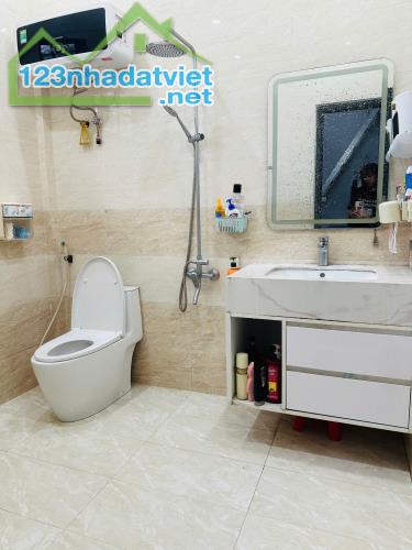 🏡 BÁN NHÀ 2,5 TẦNG MẶT TIỀN PHÙNG KHẮC KHOAN – CẠNH CHỢ ĐẦU MỐI PHÚ HẬU 🌿 - 4