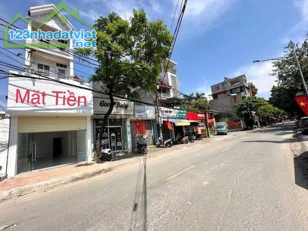 Nhà chính chủ mặt phố Nguyễn Thái Học, thị trấn Phùng, Đan Phượng