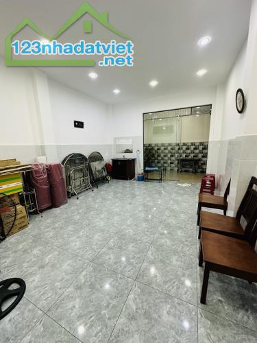 1/ ĐƯỜNG 7M THÔNG LẠC LONG QUÂN - P9 - TÂN BÌNH - 90M2 - 5 TẦNG