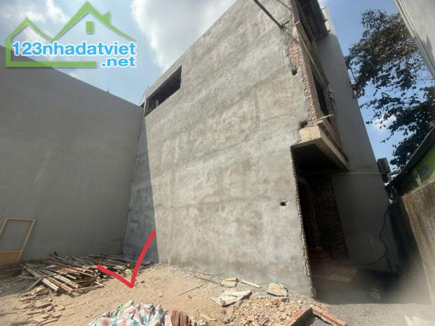 CẦN BÁN MẢNH 40M TẠI THỊ TRẤN CHÚC SƠN, CHƯƠNG MỸ - 1