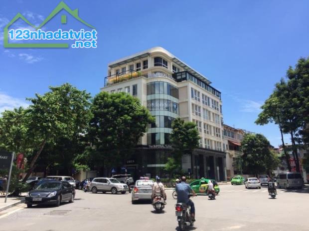 Bán nhà MP Vạn Phúc, Ba Đình 90m2 5 tầng mặt tiền 5m giá hơn 34 tỷ