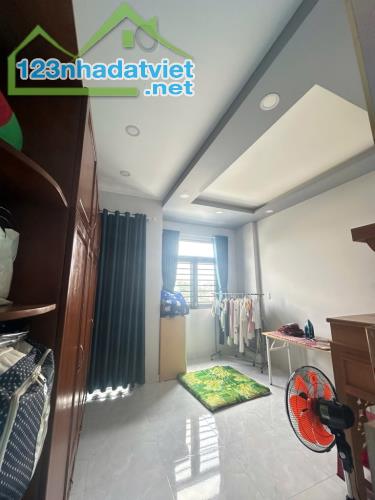 CÁCH 1 CĂN RA MẶT TIỀN MIẾU GÒ XOÀI, 32M2, 3 TẦNG GIÁ NHỈNH 4 TỶ - 2