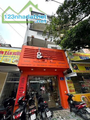 Cho thuê nhà mặt tiền Bùi Đình Túy, Phường 26, Quận Bình Thạnh. 4 Tầng, DT 350m2 chỉ 34tr