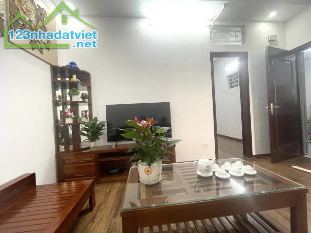 (Gấp Gấp)Căn hộ CC Kim Văn - Kim Lũ, 55m2, 1 khách, 2 ngủ, 2wc, full nội thất, slot ô tô - 3