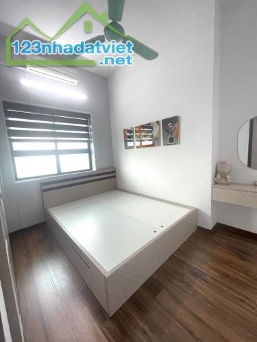 (Gấp Gấp)Căn hộ CC Kim Văn - Kim Lũ, 55m2, 1 khách, 2 ngủ, 2wc, full nội thất, slot ô tô