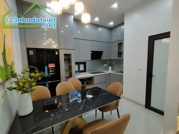 GA RA Ô TÔ 5 TẦNG THANG MÁY-QUANG TRUNG-HÀ ĐÔNG, FULL NỘI THẤT. GIÁ 11,X TỶ. LH 0984672007 - 2