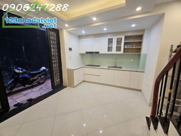 0987.063,288 BÁN NHÀ  5 TẦNG - MT5 M 3 NGỦ 5.65 TỶ TẠI QUAN HOA- CẦU GIẤY- GẦN PHỐ - 2