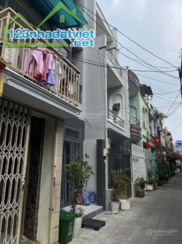 HXH Thoại Ngọc Hầu P.Phú Thạnh Q.TP 4.1x17m2 1 đời chủ giá chỉ 6 tỉ..