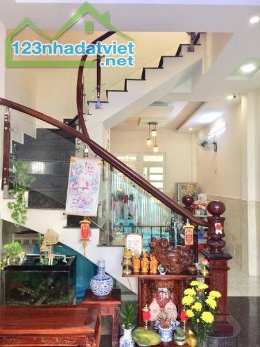 cần bán, VỊ TRÍ SIÊU ĐẸP, tông hưng thuận 07 tân hưng thuận quận 12 , Dt 87M3 × 3 tầnggiá - 3