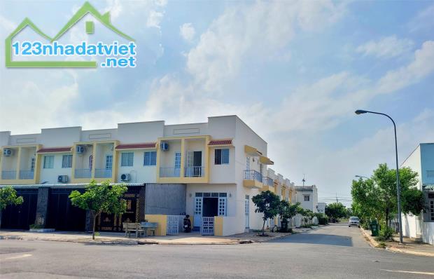 BÁN NHÀ TẠI KHU CÔNG NGHIỆP PHƯỚC ĐÔNG – TÂY NINH - 2