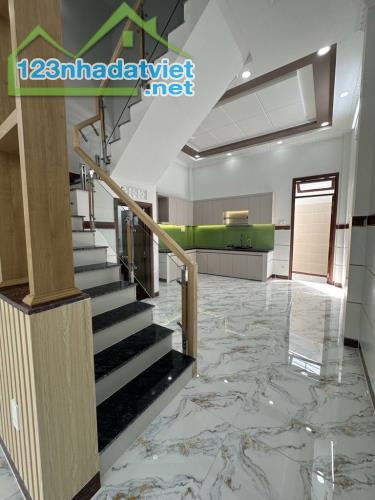 Bán nhà  đường TÂN HÒA ĐÔNG - Bình Tân, HXH THÔNG - 64M2 - 4 TẦNG - 6 tỷ - 1