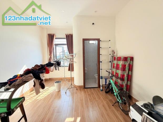 ► Nhà Mặt Tiền An Hải 14, 3 tầng còn mới đẹp, 5 tỷ - 3