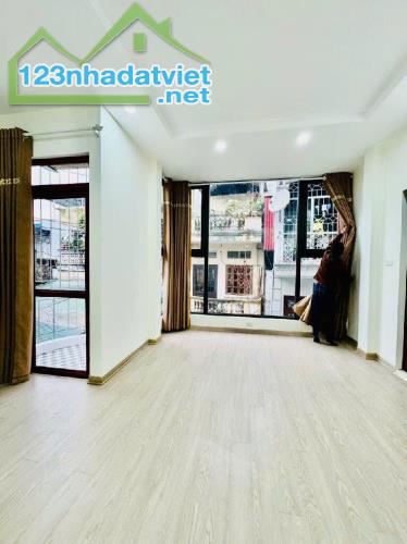 Nhà lô góc 3 mặt thoáng Ba Đình 35m2 x 5 tầng - Sổ nở hậu. - 1
