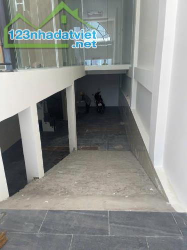 CHO THUÊ PHÒNG CĂN HỘ CAO CẤP RỘNG 30-35 M2 - TP. Thủ Đức, Hồ Chí Minh - 2