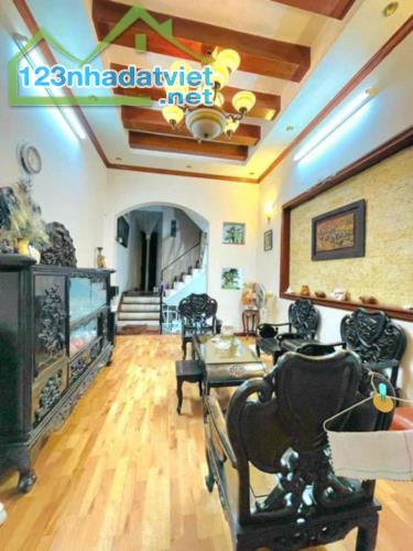 NHÀ VĂN CAO PHỐ BA ĐÌNH GIÁP TÂY HỒ Ô TÔ TRÁNH KD, VỈA HÈ 44M X 5 TẦNG 16,75 TỶ