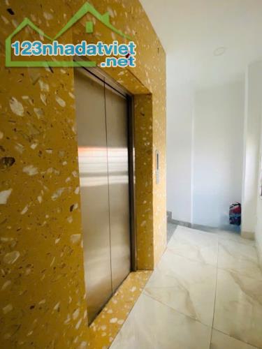 SỐC GIẢM 2 TỶ mặt tiền VIP Cách Mạng Tháng 8 100m2(4.2x25) 7 lầu T.máy KD đỉnh HIẾM 28 tỷ - 4