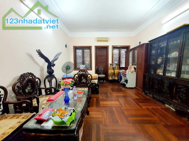 Siêu phẩm có 102 Ngọc Khánh ô tô 29 chỗ đỗ cửa lô góc  dt 55m2 MT 5.2m 5 Tầng 16 Tỷ  Kinh - 2