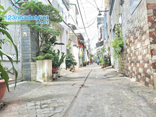 Bán Gấp Nhà Hẻm 861 Trần Xuân Soạn -Quận 7 -4m x11m ,Chỉ 3.45 Tỷ. - 2