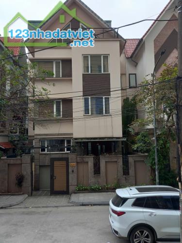 CHO THUÊ Biệt Thự Lưu Hữu Phước, DT 176m, 3 tầng 1 hầm, MT 9m, Ô TÔ ĐỖ - 2
