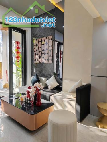 HẺM 5M - 3 TẦNG - GIÁP TÂN PHÚ - Ô TÔ ĐỖ CỬA - CHỈ NHỈNH 4 TỶ - 1