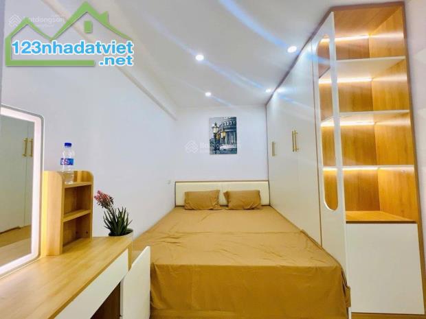 Cô Nga cán bộ về Hưu cần bán căn tập thể Hồ Đắc Di 60m 2.86tỷ của mình để về với con cháu - 4