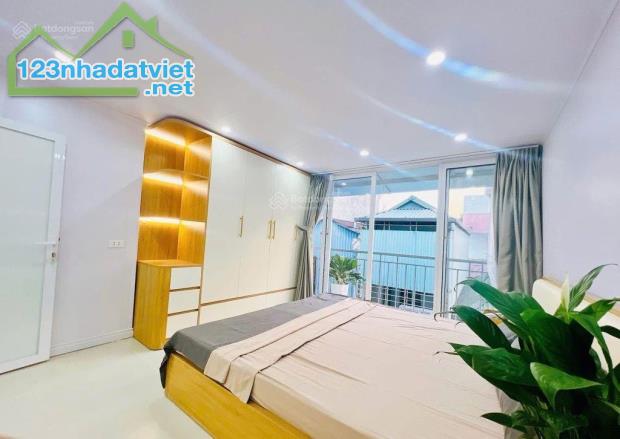 Cô Nga cán bộ về Hưu cần bán căn tập thể Hồ Đắc Di 60m 2.86tỷ của mình để về với con cháu - 5