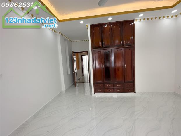 BÁN NHÀ MẶT PHỐ BÌNH TRỊ ĐÔNG B, BÌNH TÂN - 100M2, 4 TẦNG, 13 TỶ - SỔ HỒNG CHÍNH CHỦ - 2