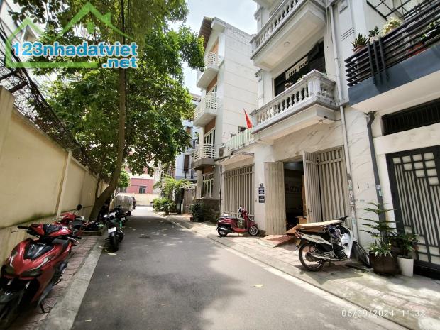 BÁN MẶT PHỐ ĐƯỜNG BƯỞI – KINH DOANH ĐỈNH – VỈA HÈ – 8.2m MT – 5T – 72m2 – 23.4 TỶ - 4