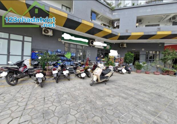 Kios kinh doanh, 52m2, cho thuê 10tr/ tháng, nhỉnh 2.9 tỷ, Gia Quất, Thượng Thanh, Gia Lâm
